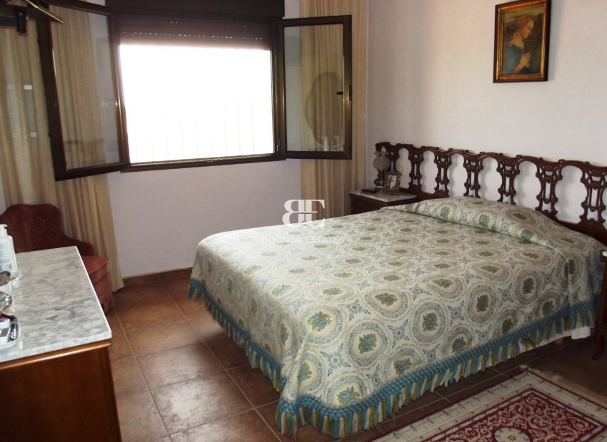 Herverkoop - Villa -
Los Montesinos - La Herrada