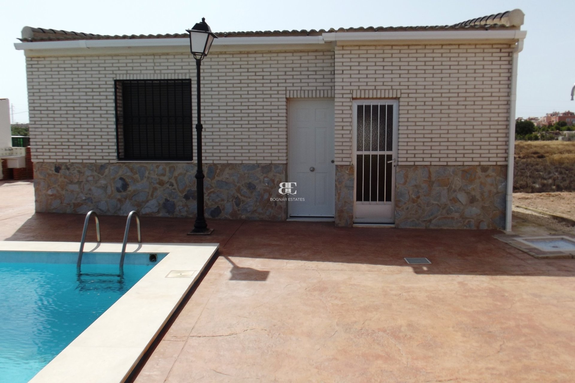 Herverkoop - Villa -
Los Montesinos - La Herrada