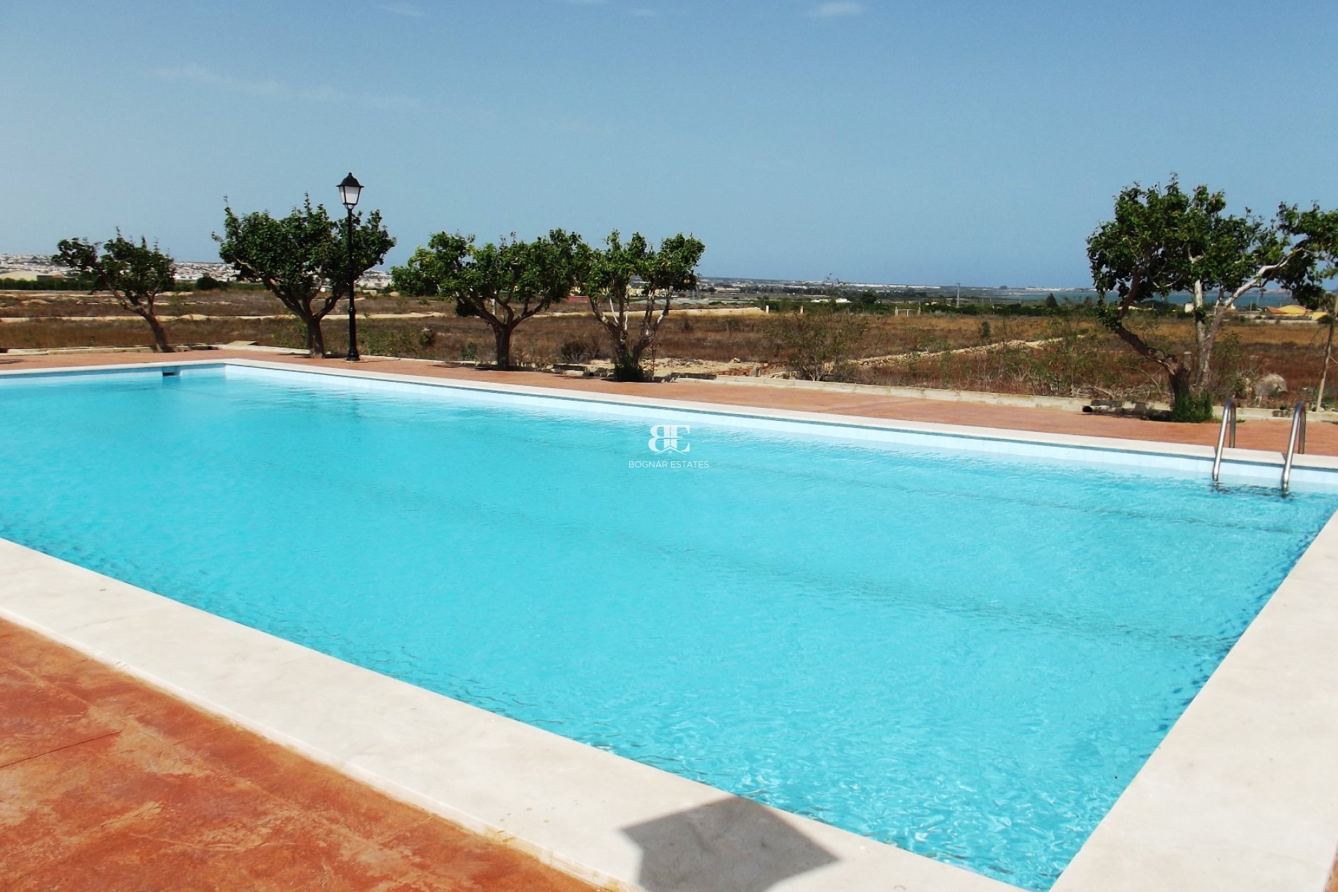 Herverkoop - Villa -
Los Montesinos - La Herrada