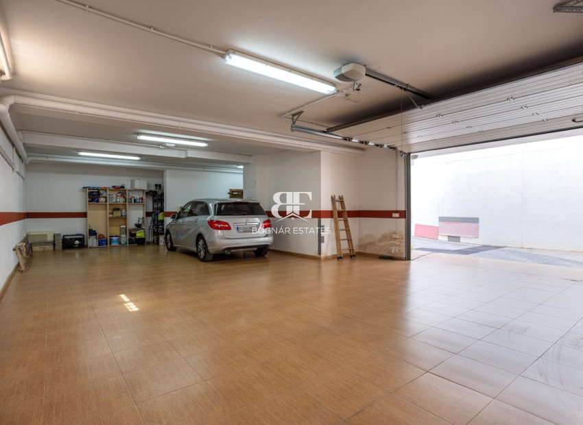 Herverkoop - Villa -
Los Montesinos - La Herrada