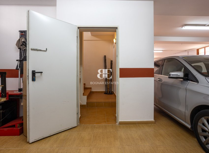 Herverkoop - Villa -
Los Montesinos - La Herrada