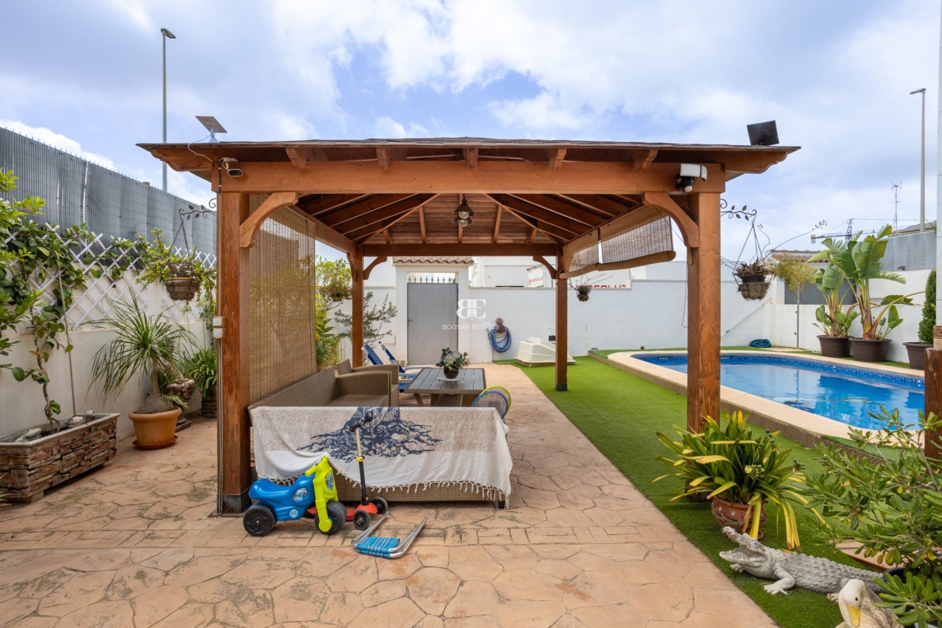 Herverkoop - Villa -
Los Montesinos - La Herrada