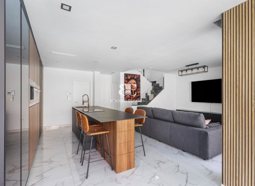 Herverkoop - Villa -
Los Montesinos - La Herrada