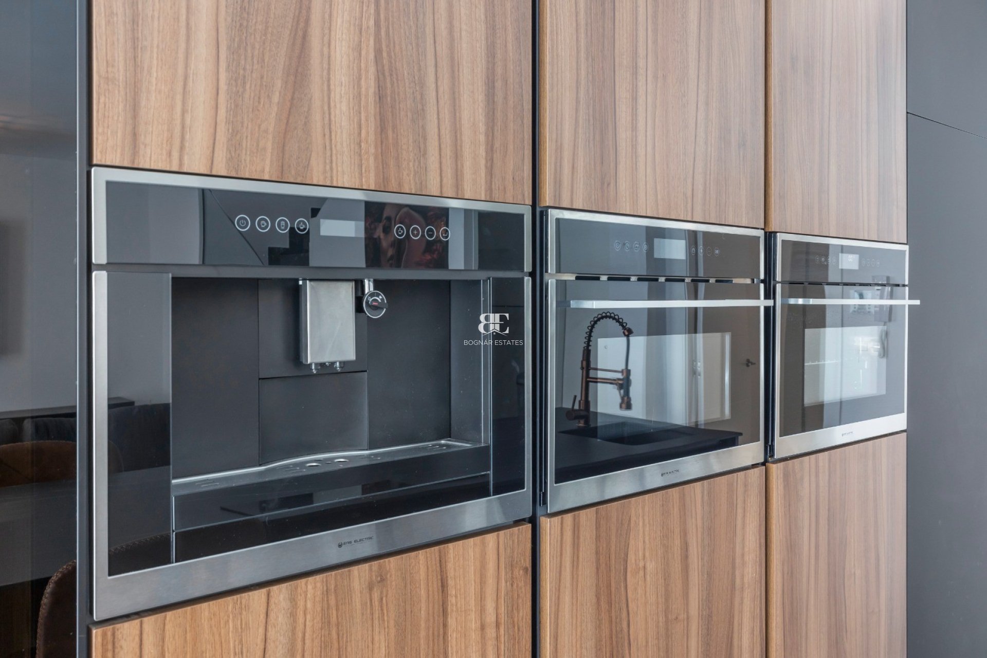 Herverkoop - Villa -
Los Montesinos - La Herrada