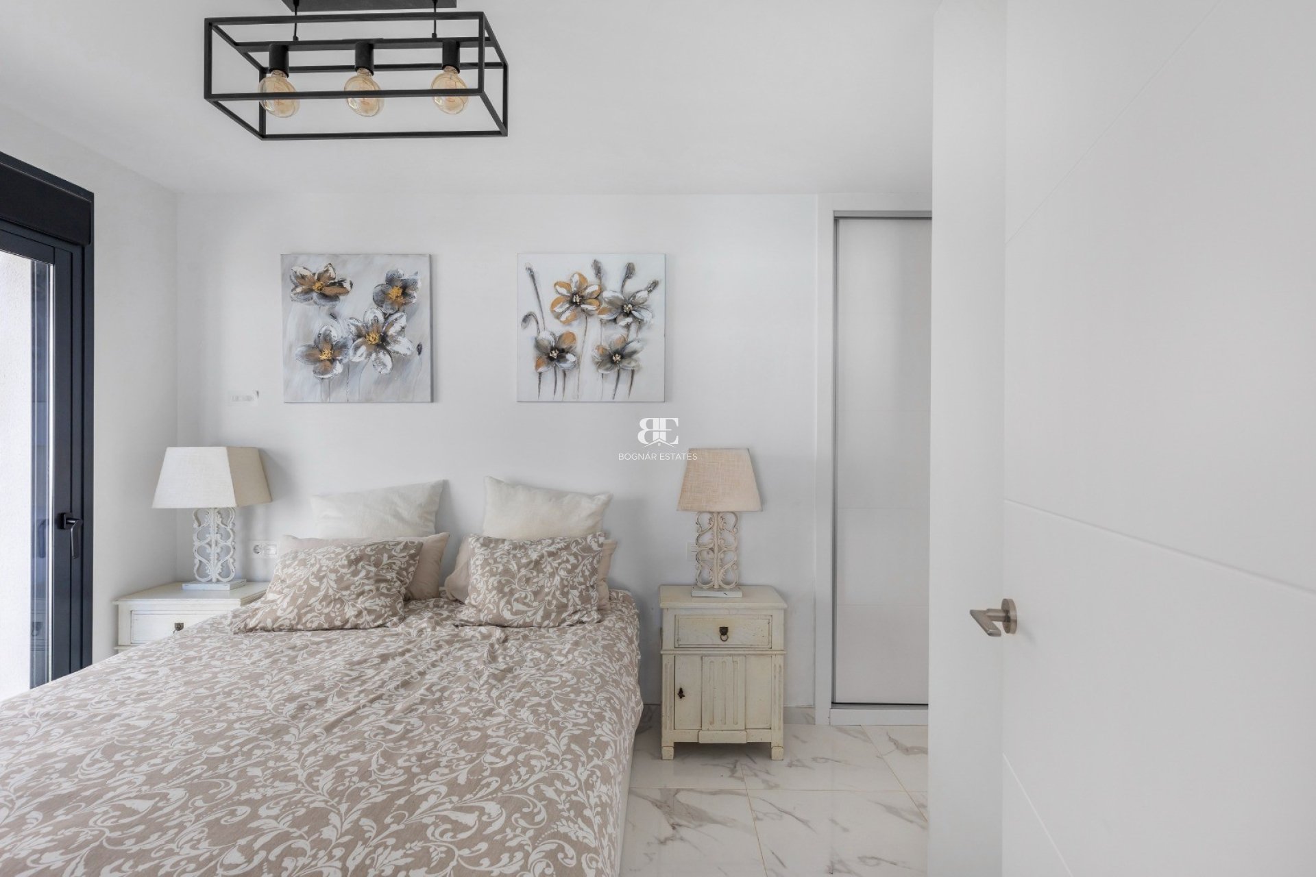 Herverkoop - Villa -
Los Montesinos - La Herrada