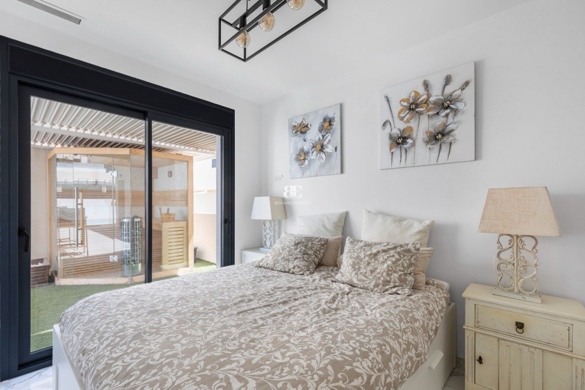 Herverkoop - Villa -
Los Montesinos - La Herrada