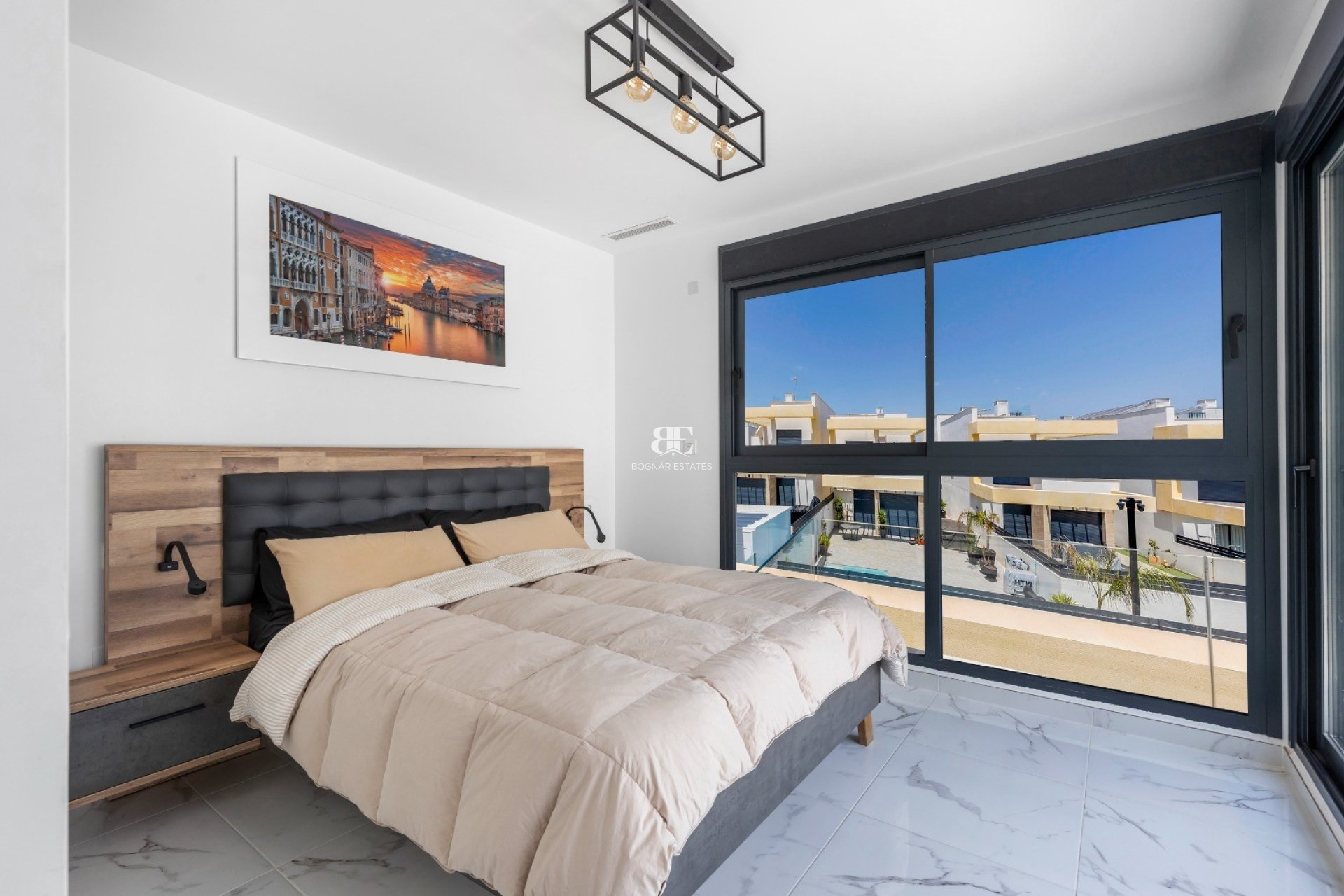 Herverkoop - Villa -
Los Montesinos - La Herrada