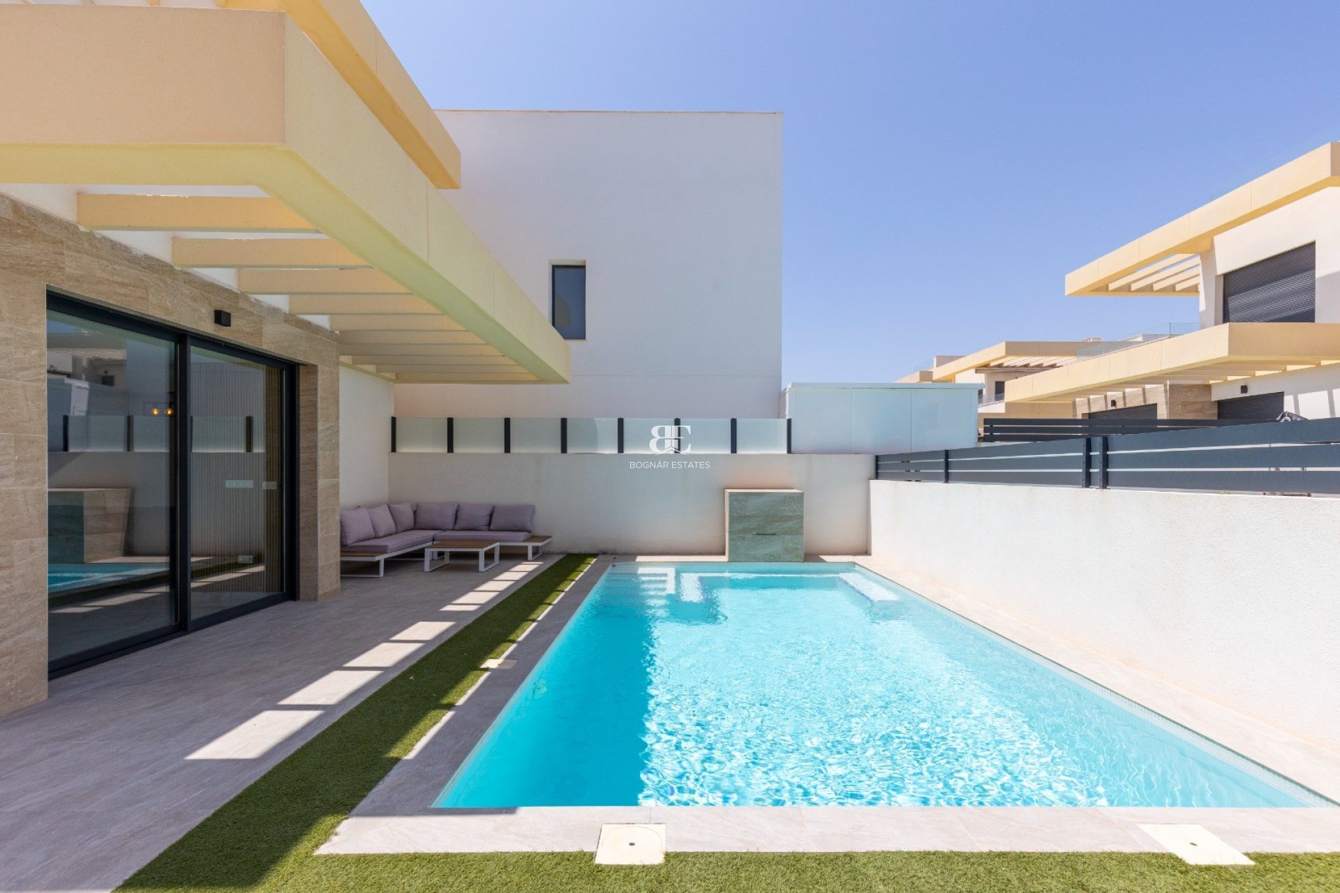 Herverkoop - Villa -
Los Montesinos - La Herrada