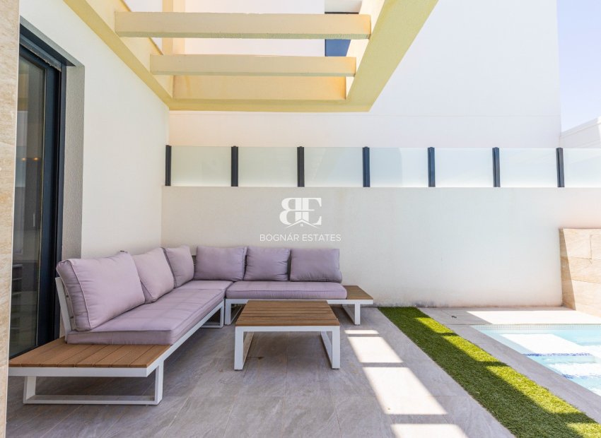 Herverkoop - Villa -
Los Montesinos - La Herrada