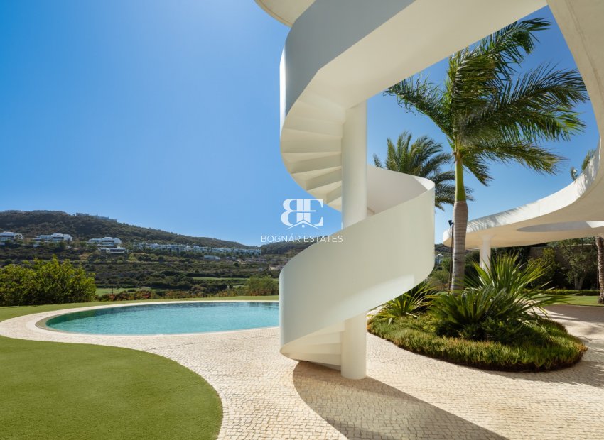 Herverkoop - Villa -
Malaga - Casares