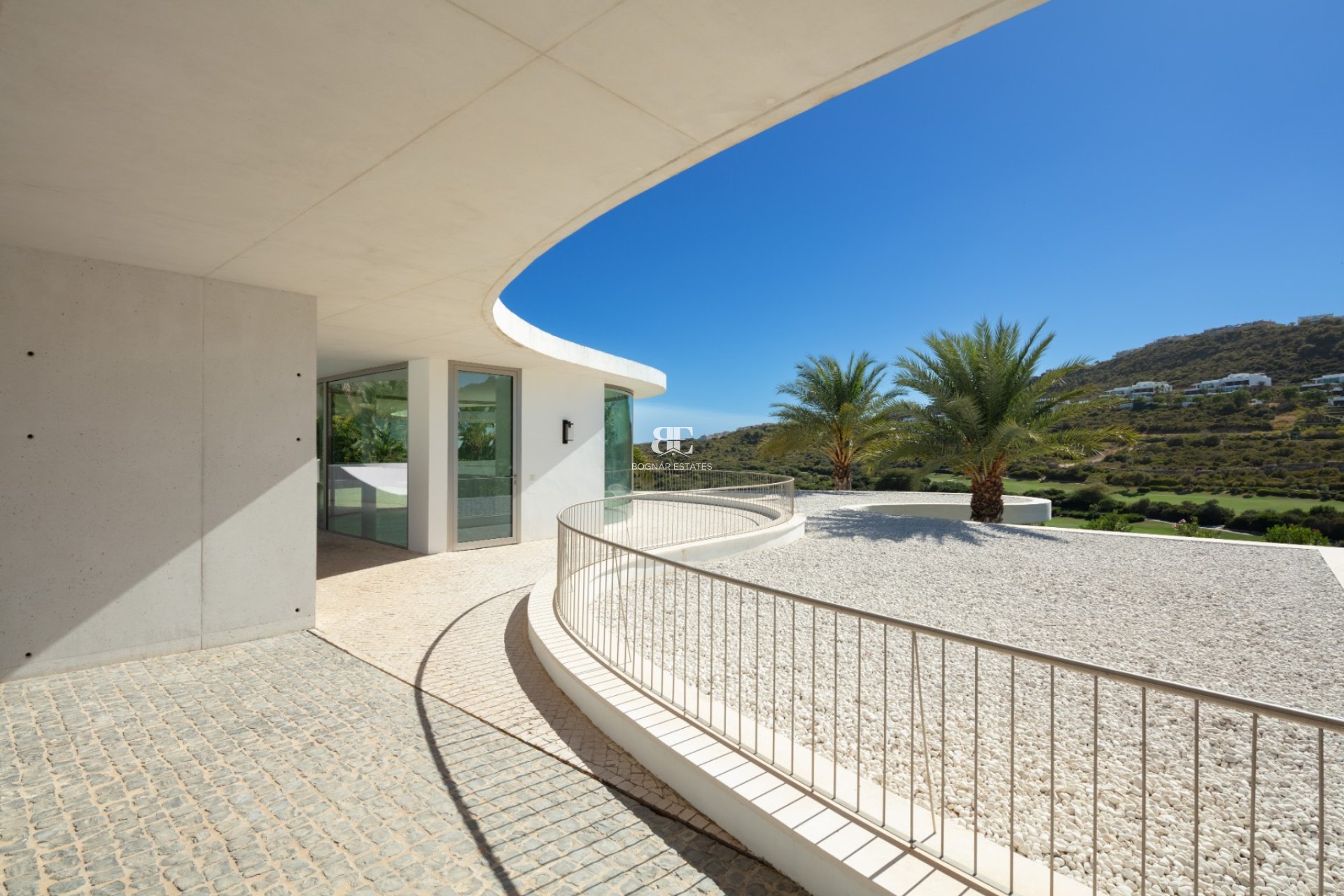 Herverkoop - Villa -
Malaga - Casares