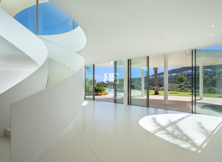 Herverkoop - Villa -
Malaga - Casares