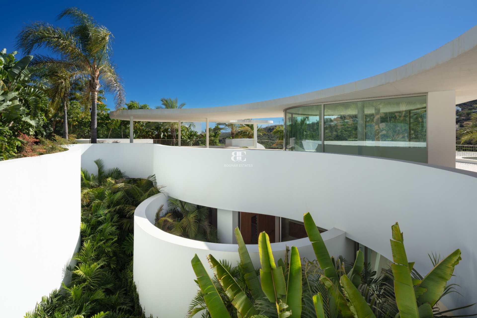 Herverkoop - Villa -
Malaga - Casares