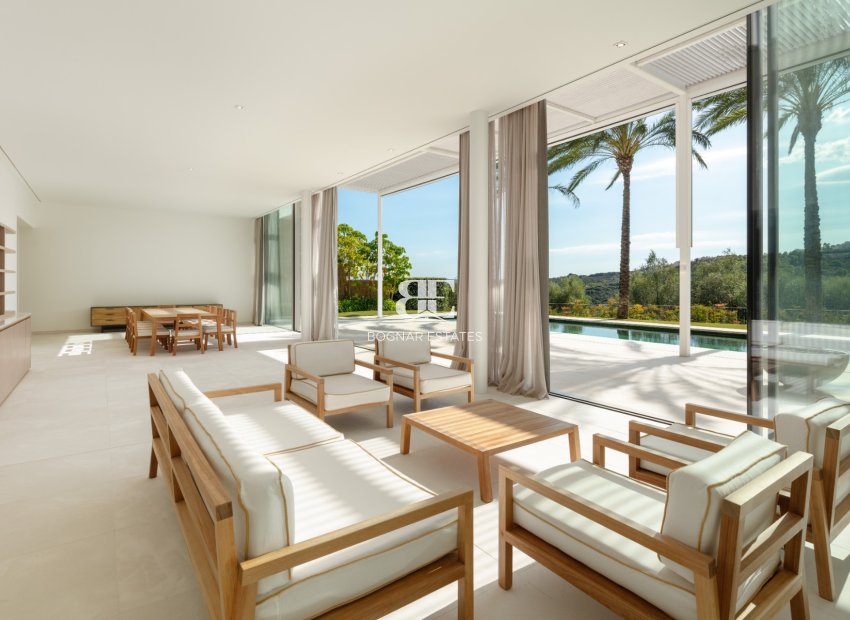 Herverkoop - Villa -
Malaga - Casares