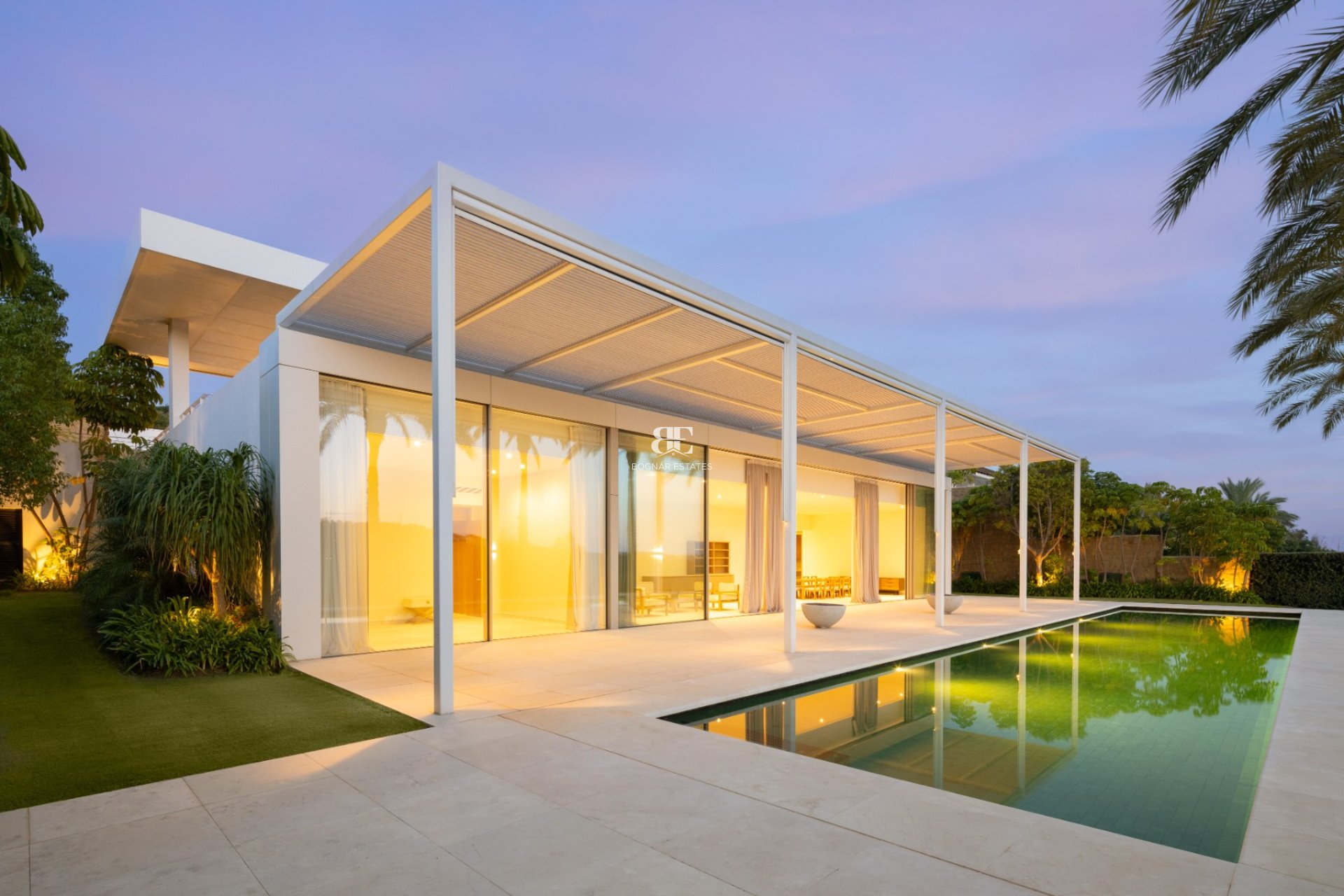 Herverkoop - Villa -
Malaga - Casares