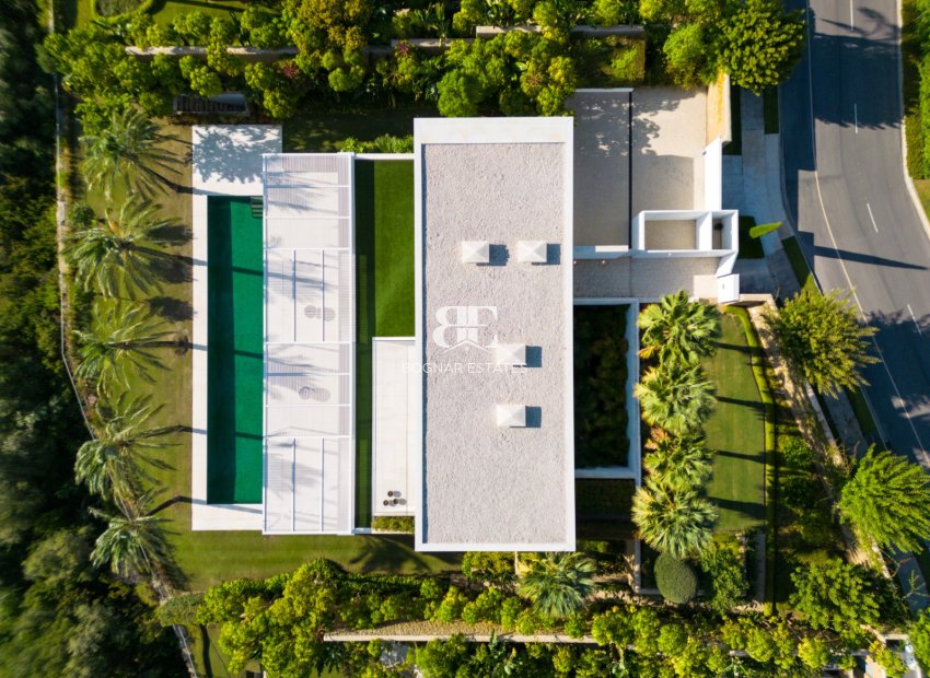 Herverkoop - Villa -
Malaga - Casares