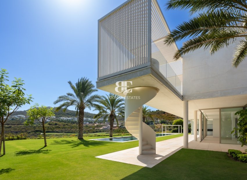 Herverkoop - Villa -
Malaga - Casares