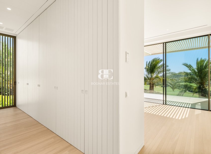 Herverkoop - Villa -
Malaga - Casares