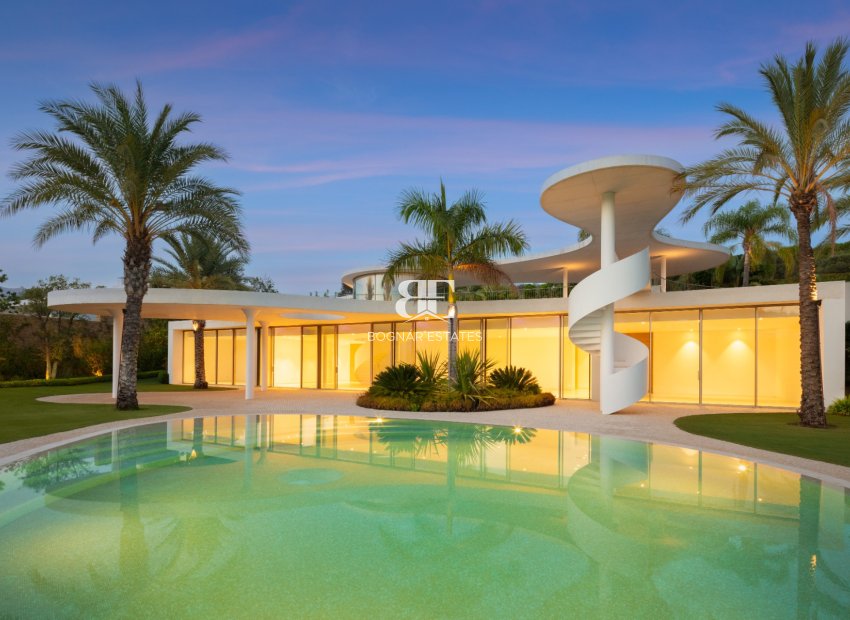 Herverkoop - Villa -
Malaga - Casares