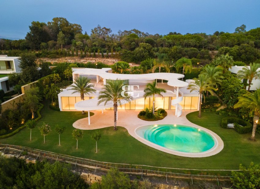 Herverkoop - Villa -
Malaga - Casares