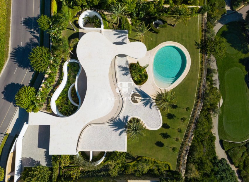 Herverkoop - Villa -
Malaga - Casares