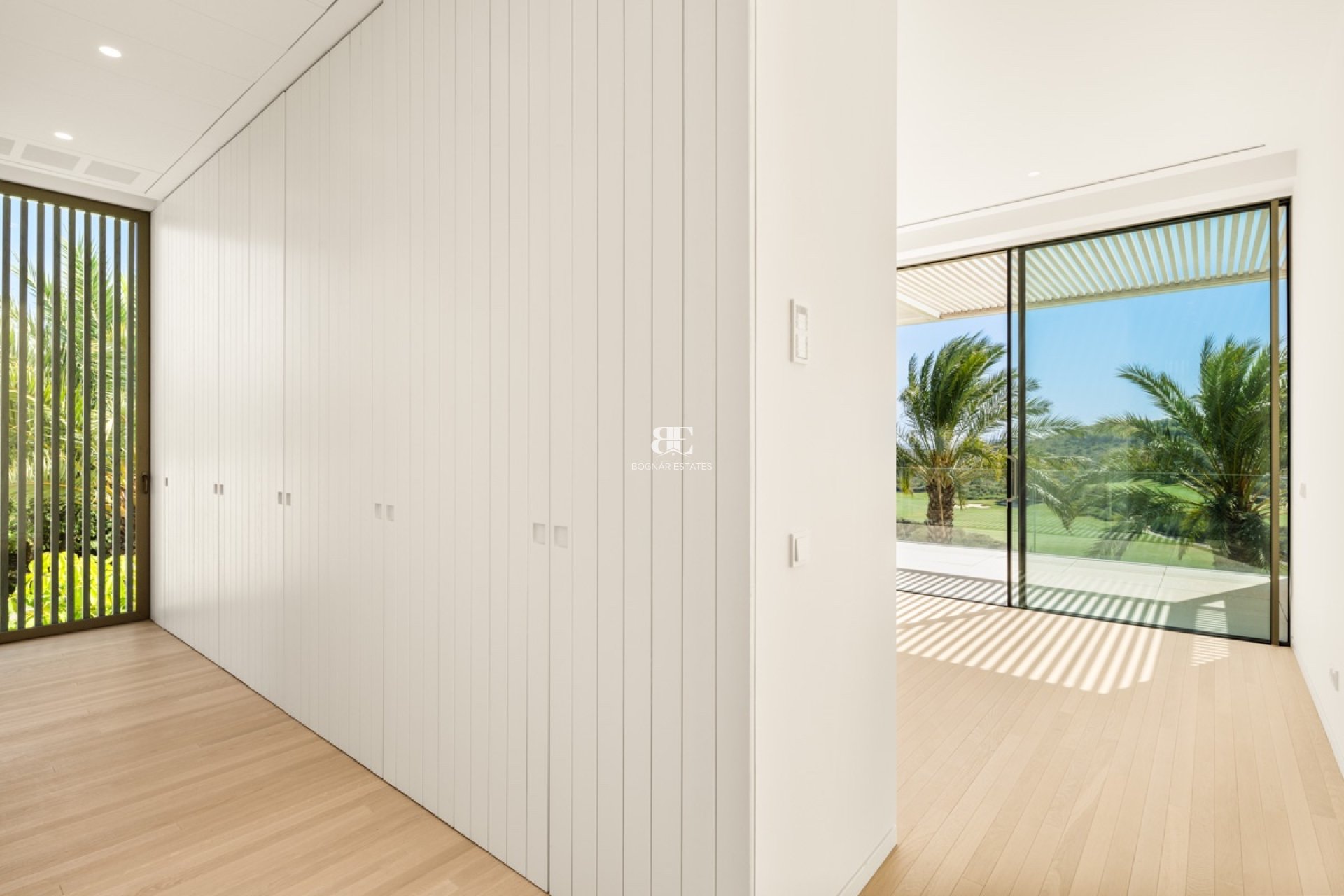 Herverkoop - Villa -
Malaga - Casares