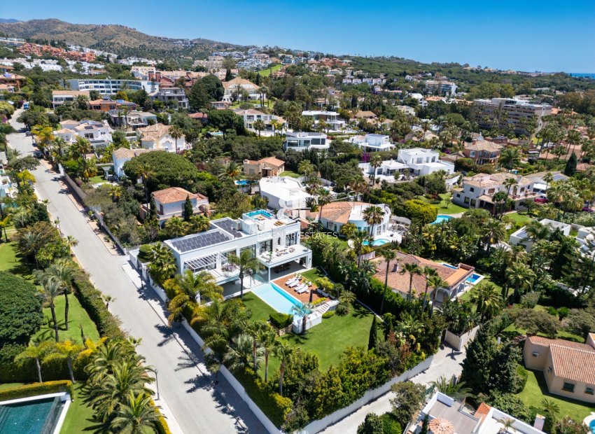Herverkoop - Villa -
Marbella - East Marbella