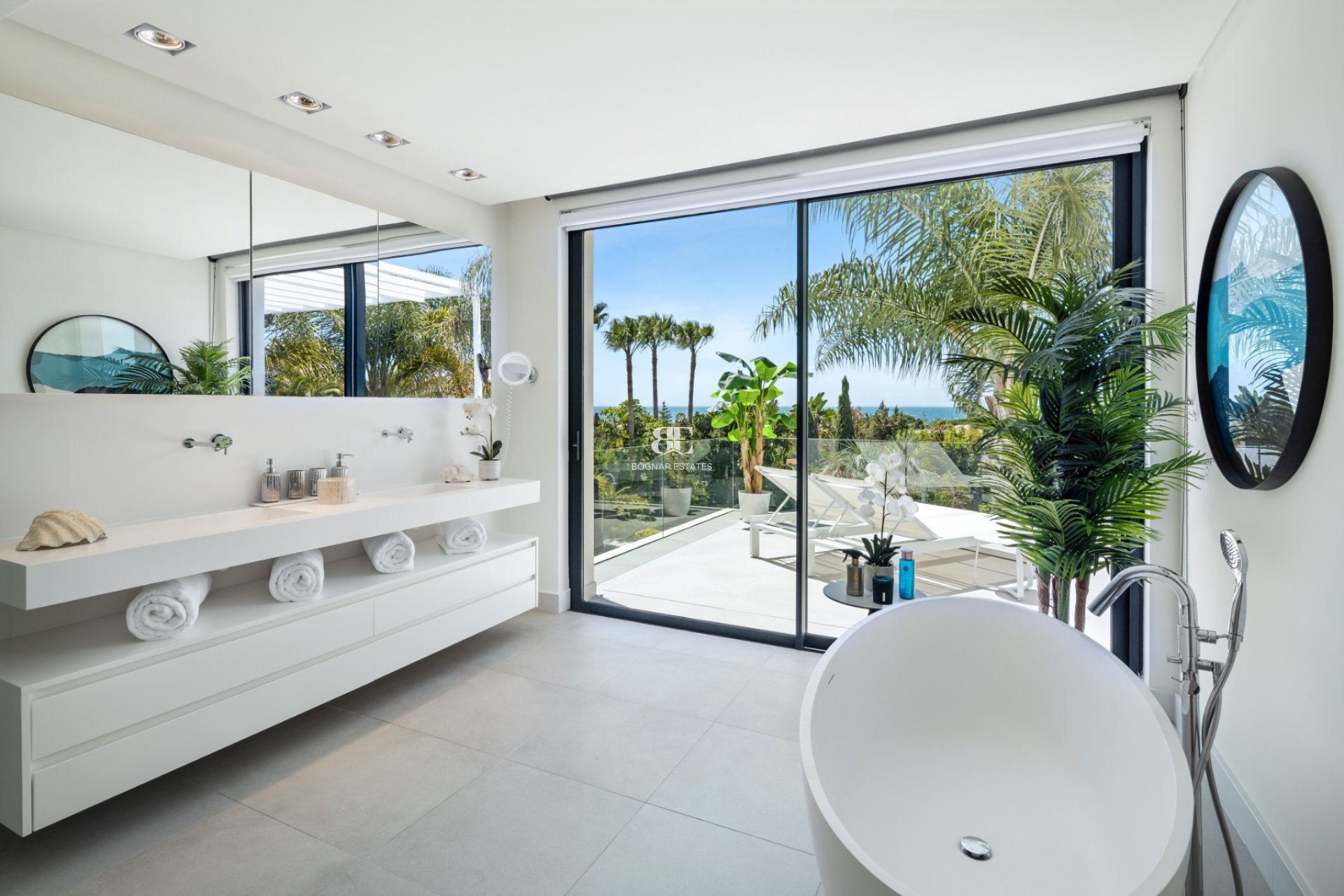 Herverkoop - Villa -
Marbella - East Marbella