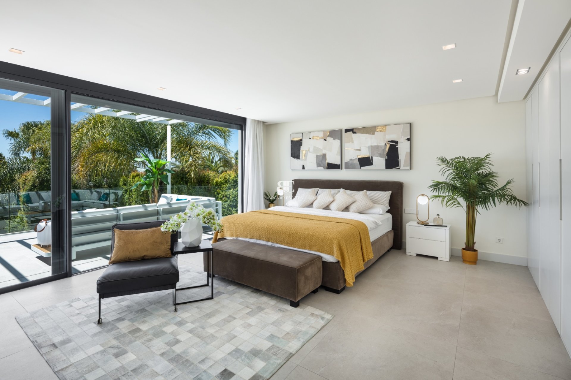 Herverkoop - Villa -
Marbella - East Marbella
