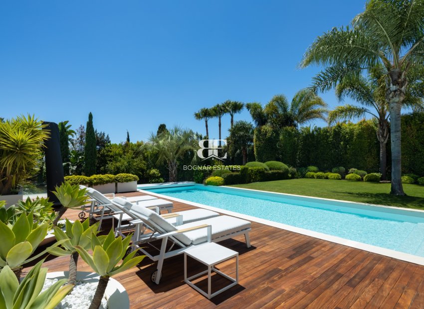 Herverkoop - Villa -
Marbella - East Marbella