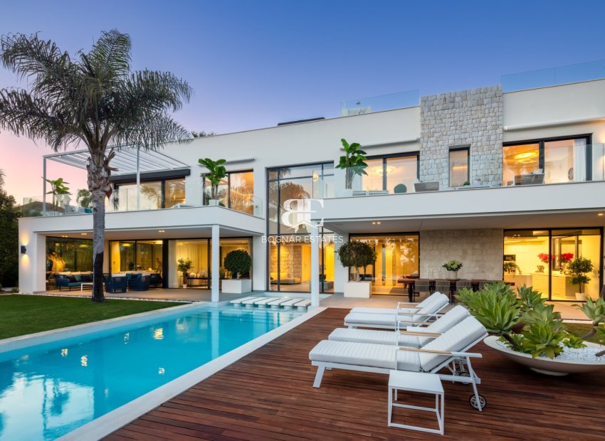 Herverkoop - Villa -
Marbella - East Marbella