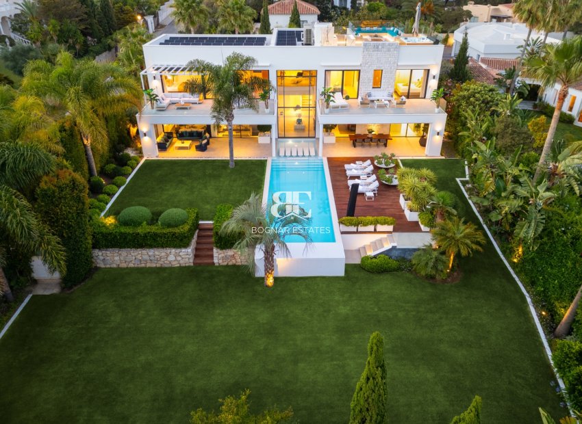Herverkoop - Villa -
Marbella - East Marbella