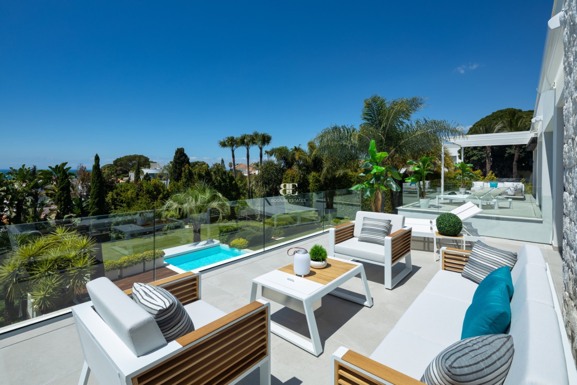 Herverkoop - Villa -
Marbella - East Marbella