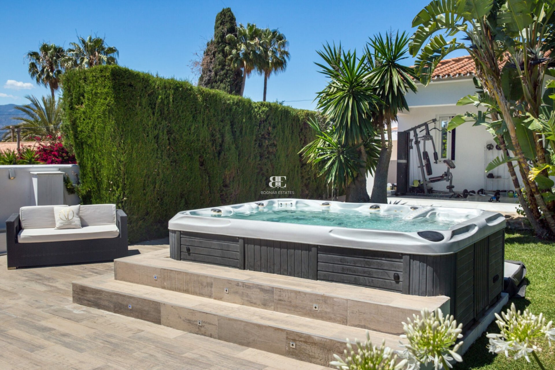 Herverkoop - Villa -
Marbella - Elviria