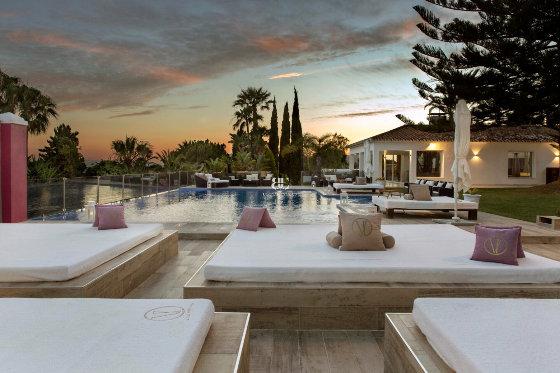 Herverkoop - Villa -
Marbella - Elviria