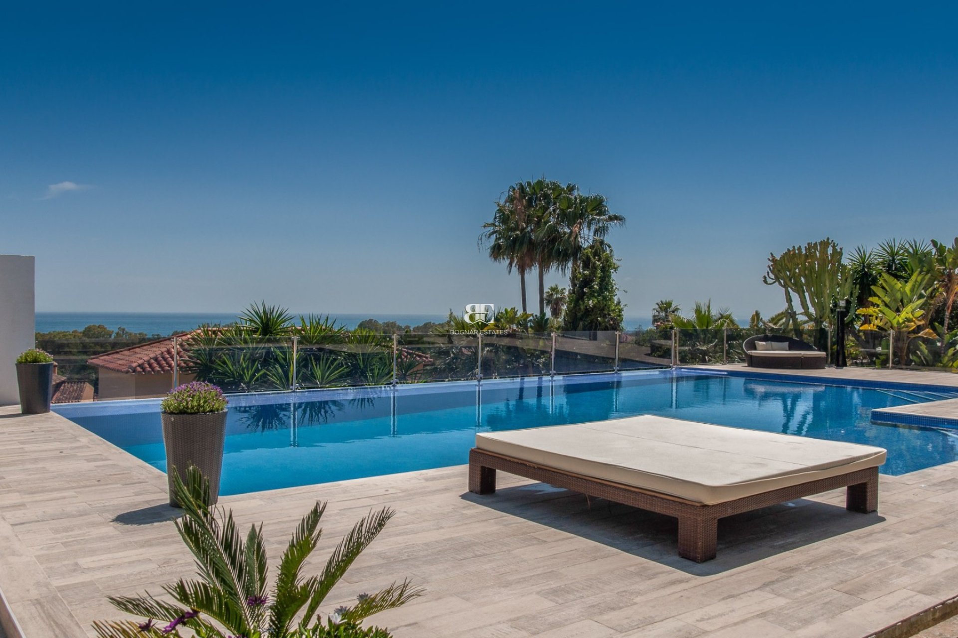 Herverkoop - Villa -
Marbella - Elviria