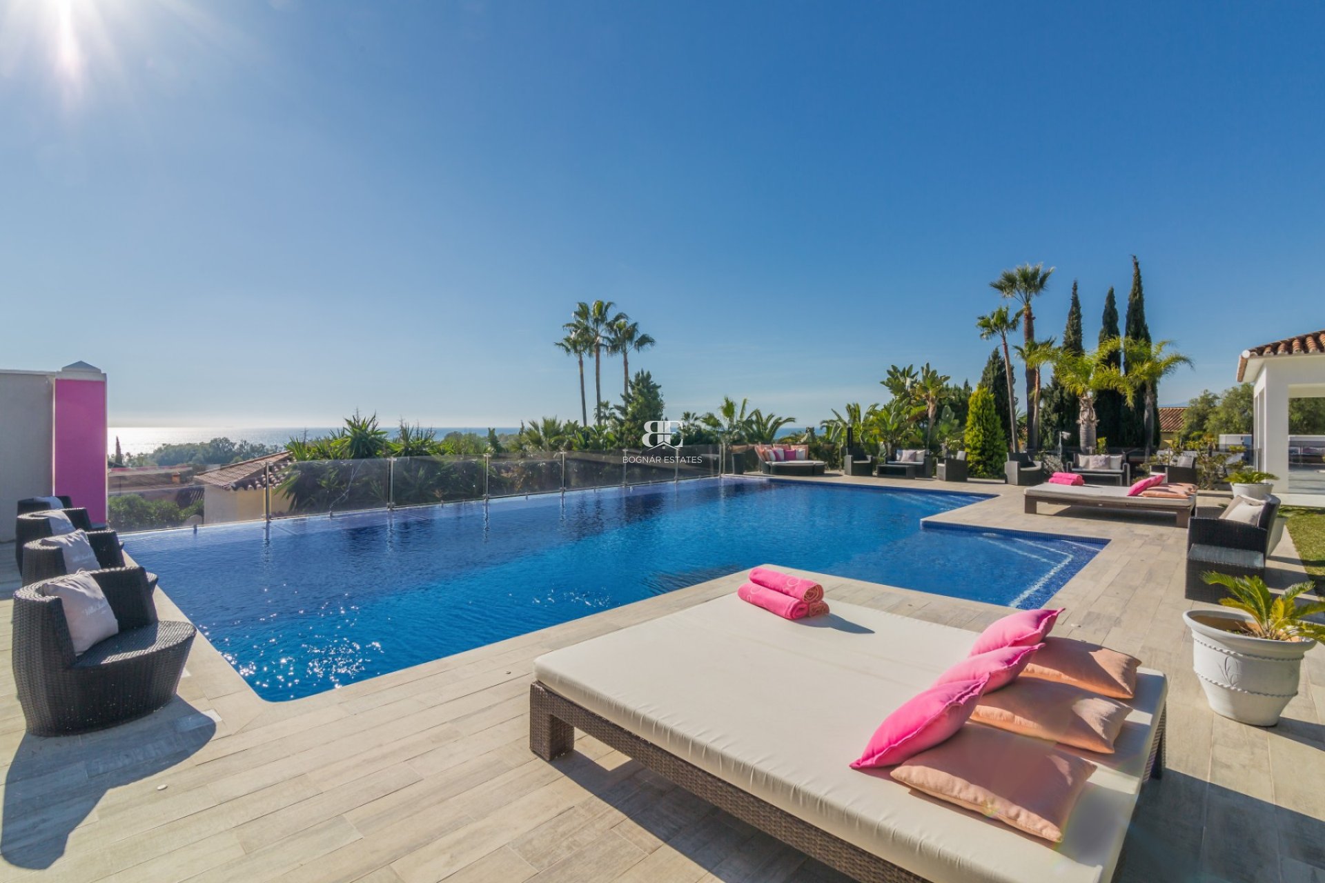 Herverkoop - Villa -
Marbella - Elviria