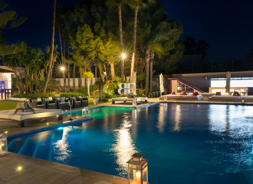 Herverkoop - Villa -
Marbella - Elviria