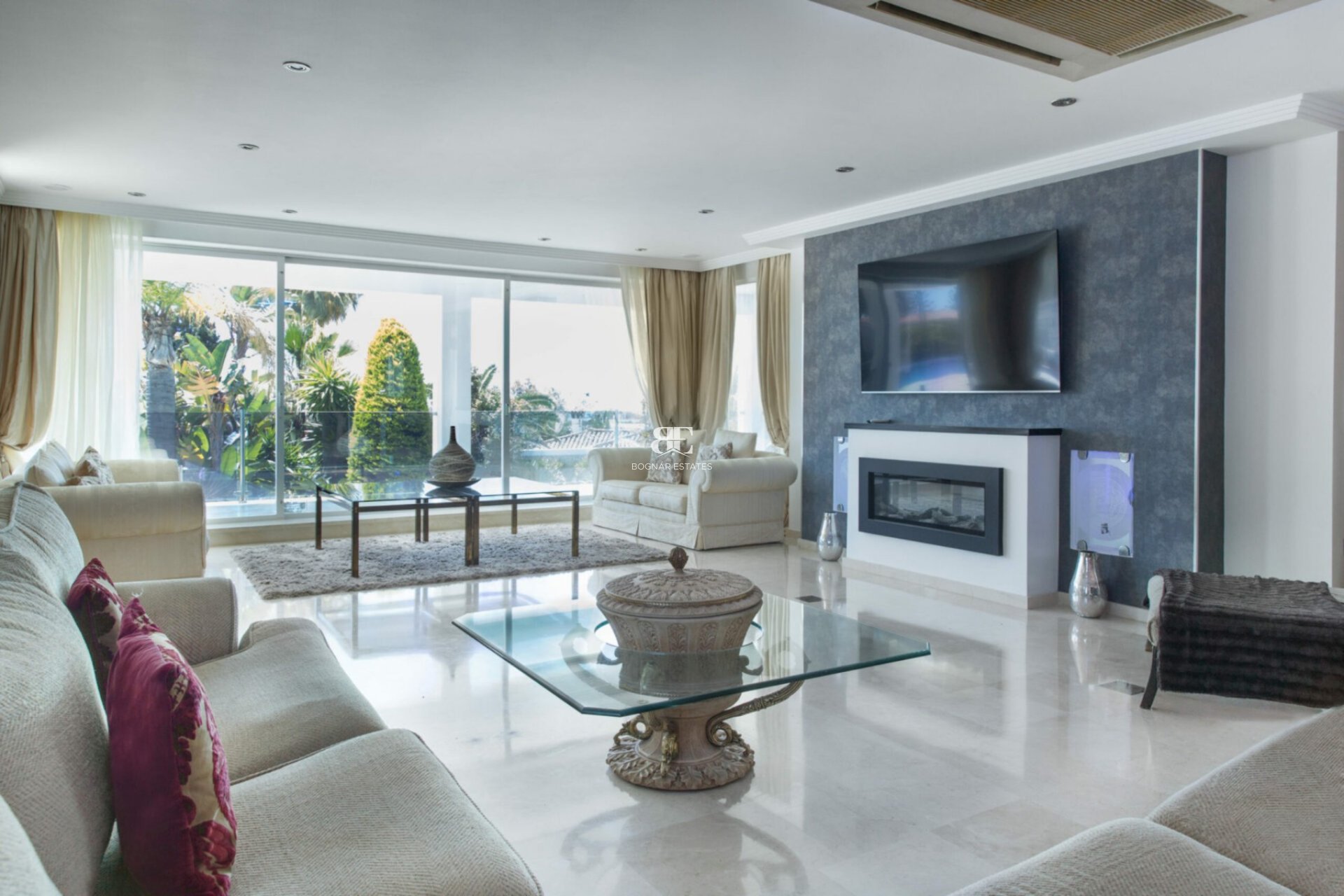 Herverkoop - Villa -
Marbella - Elviria