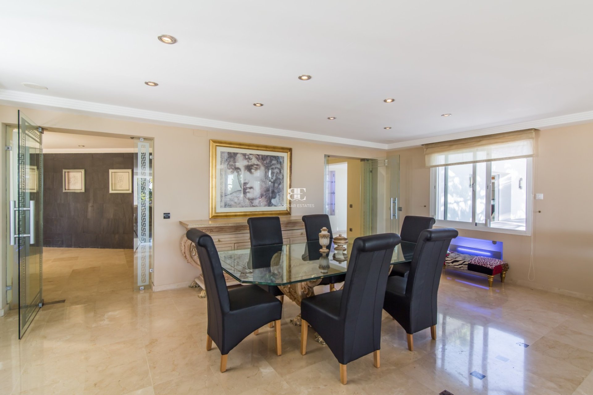 Herverkoop - Villa -
Marbella - Elviria