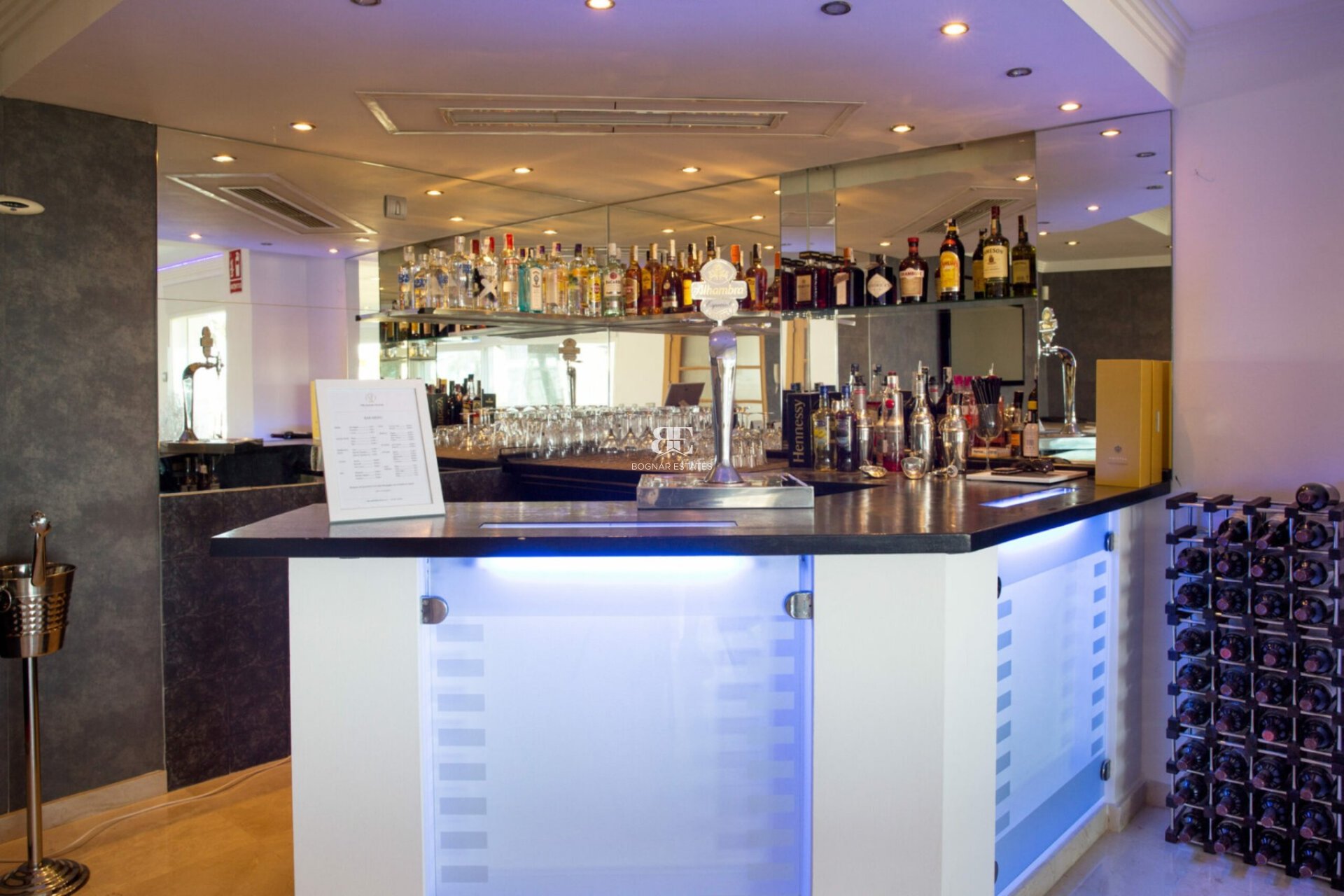 Herverkoop - Villa -
Marbella - Elviria