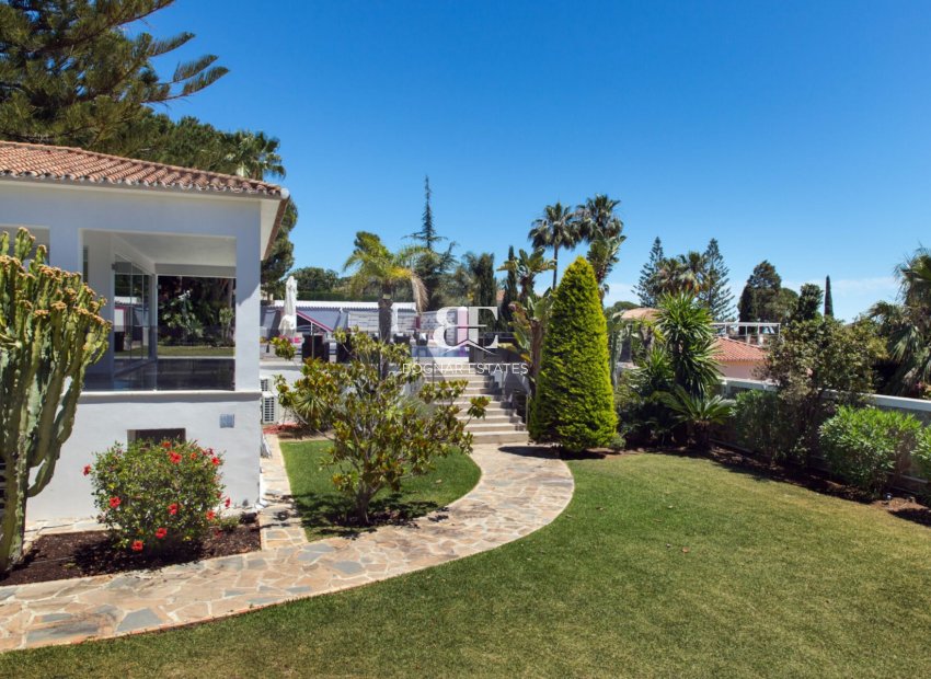 Herverkoop - Villa -
Marbella - Elviria