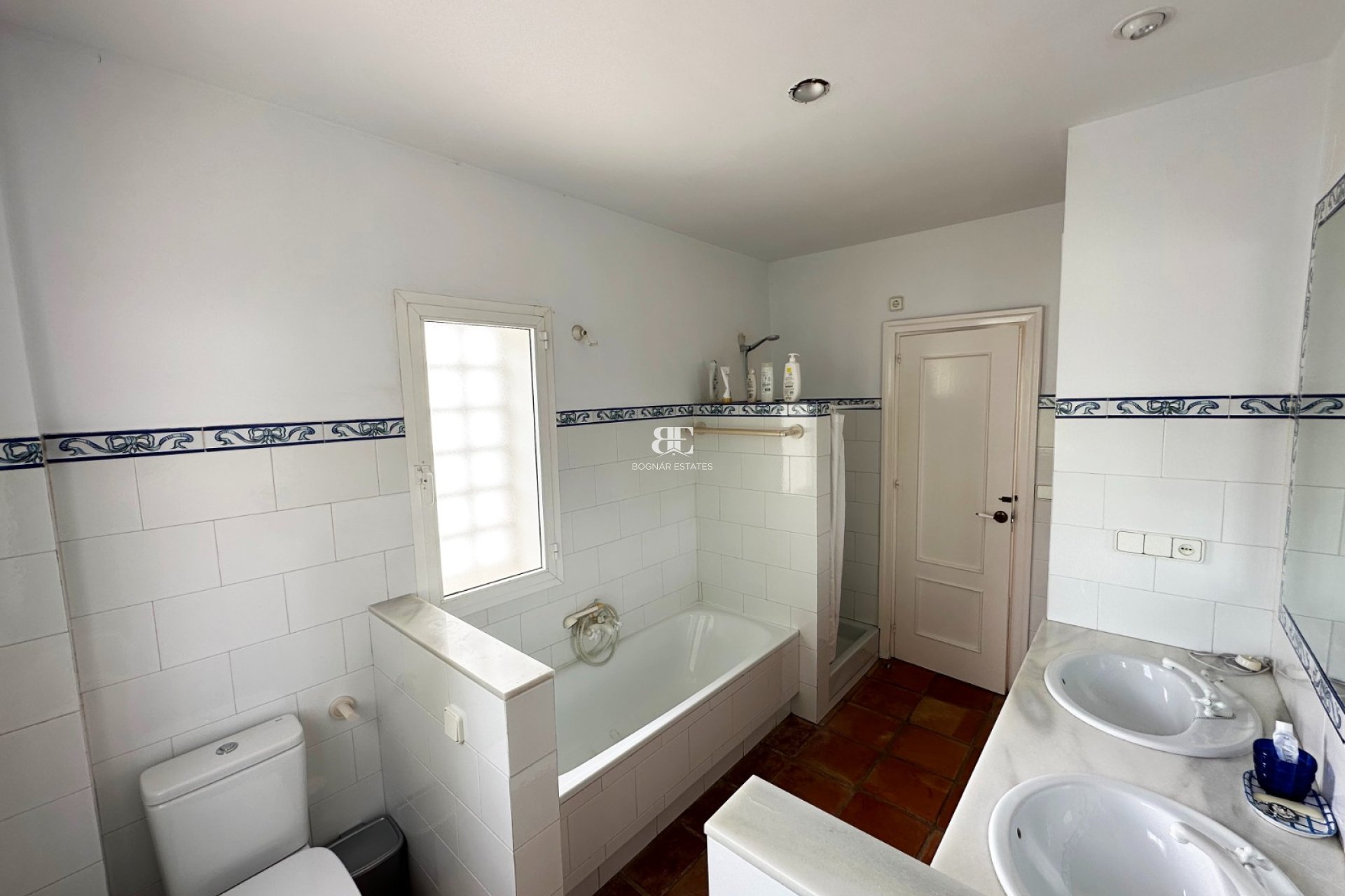 Herverkoop - Villa -
Marbella - Las Chapas