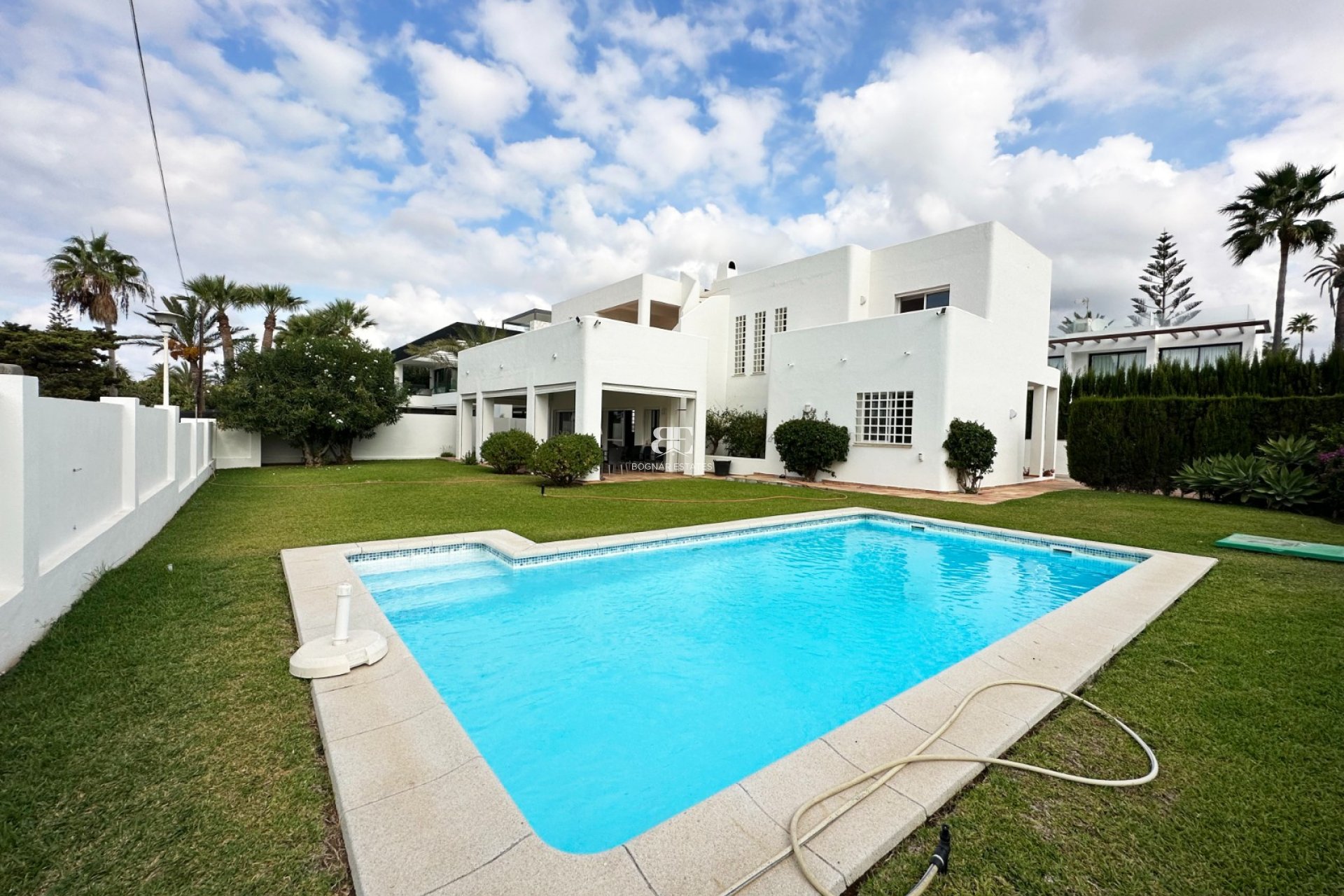Herverkoop - Villa -
Marbella - Las Chapas