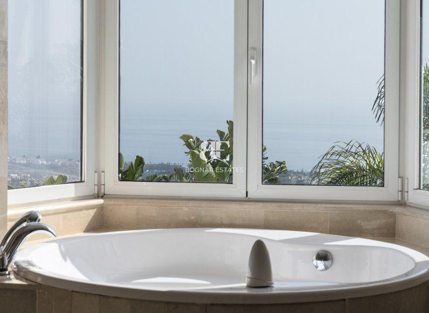 Herverkoop - Villa -
Marbella - Los Monteros