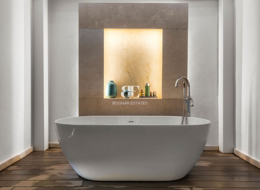 Herverkoop - Villa -
Marbella - Los Naranjos de Marbella