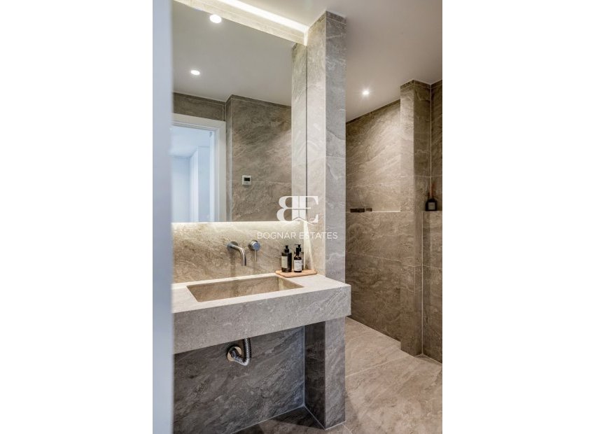 Herverkoop - Villa -
Marbella - Los Naranjos de Marbella