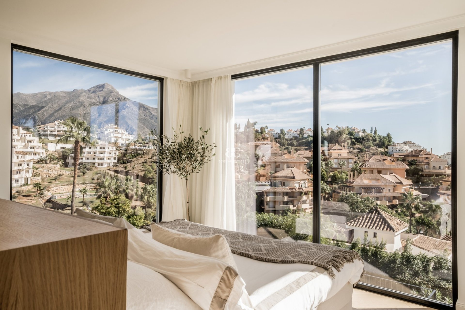 Herverkoop - Villa -
Marbella - Los Naranjos de Marbella