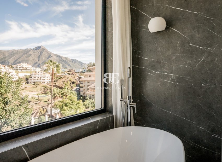 Herverkoop - Villa -
Marbella - Los Naranjos de Marbella