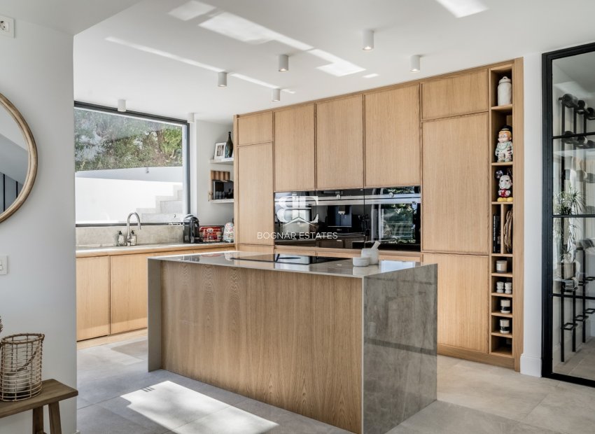 Herverkoop - Villa -
Marbella - Los Naranjos de Marbella